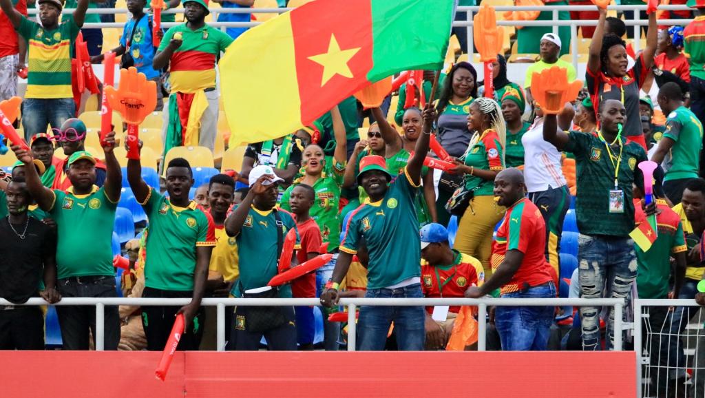 Supporters camerounais