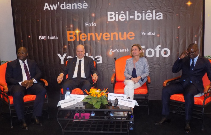 Les responsables dOrange lors de la conférence de presse de lancement d'Orange Burkina Faso