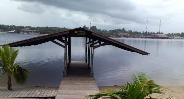 La lagune vue depuis Coucoué.