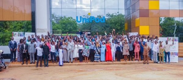 Les jeunes formés par le programme D-CLIC au Togo crédit photo: @togofirst