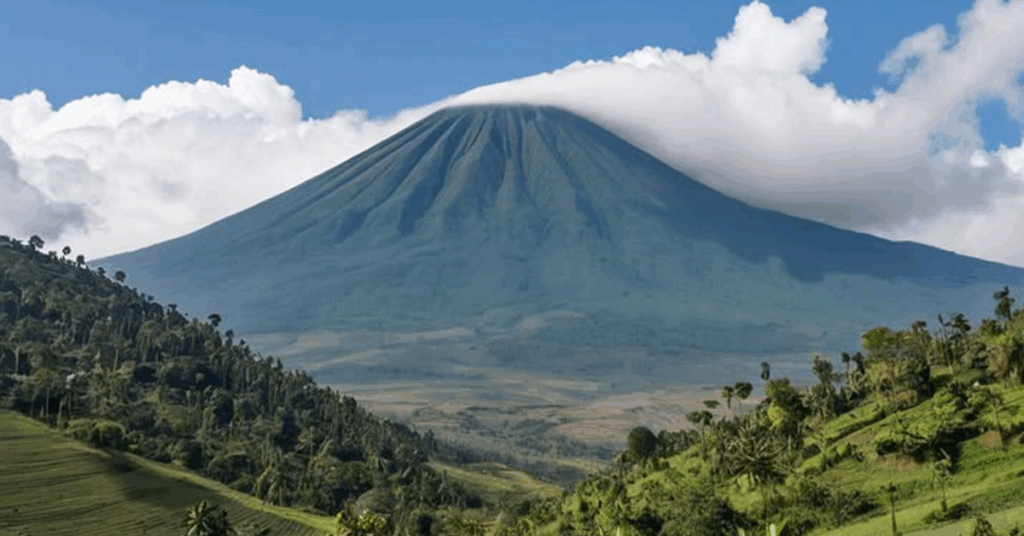Les lacs et volcans du Rift, Kenya, Rwanda